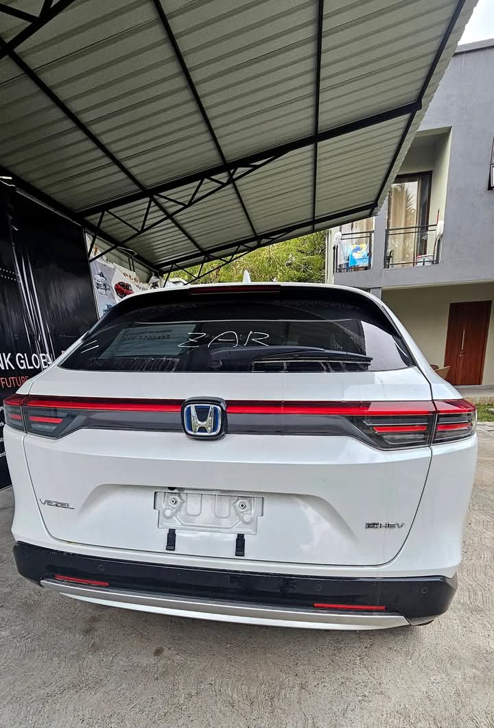 Honda Vezel 2025 - சான்றளிக்கப்பட்டது SUV sale in Sri Lanka - patpat.lk