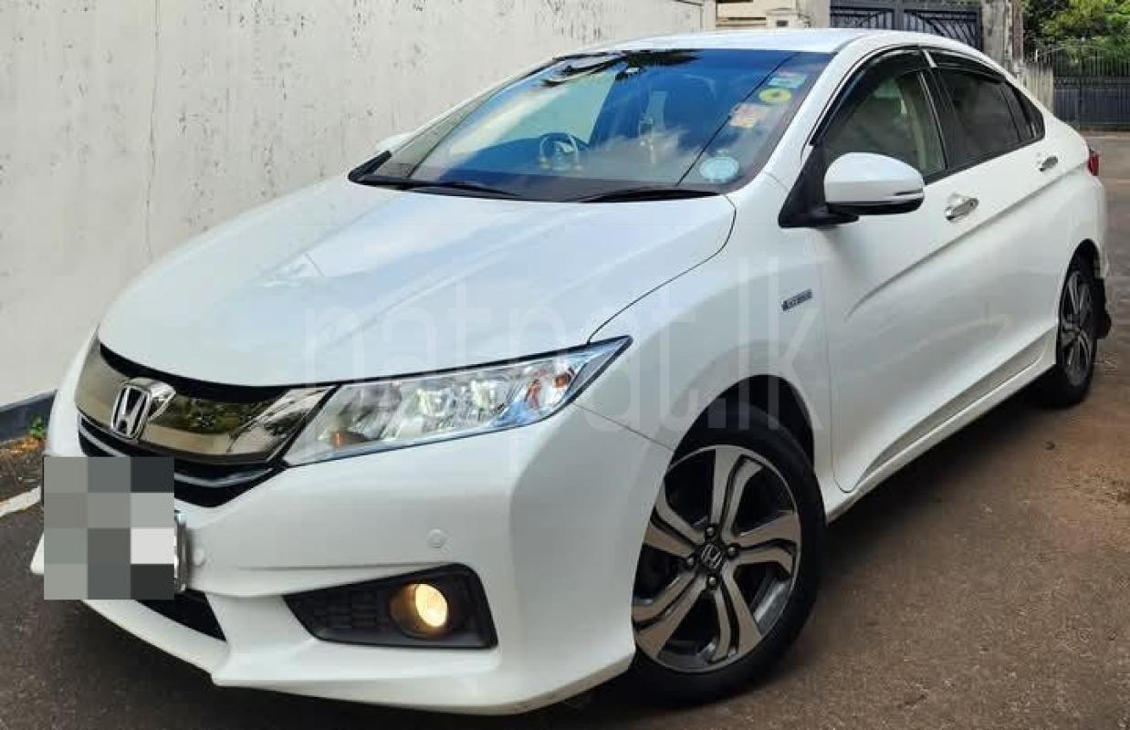 Honda Grace 2017 - பயன்படுத்தப்பட்டது கார் sale in Sri Lanka - patpat.lk