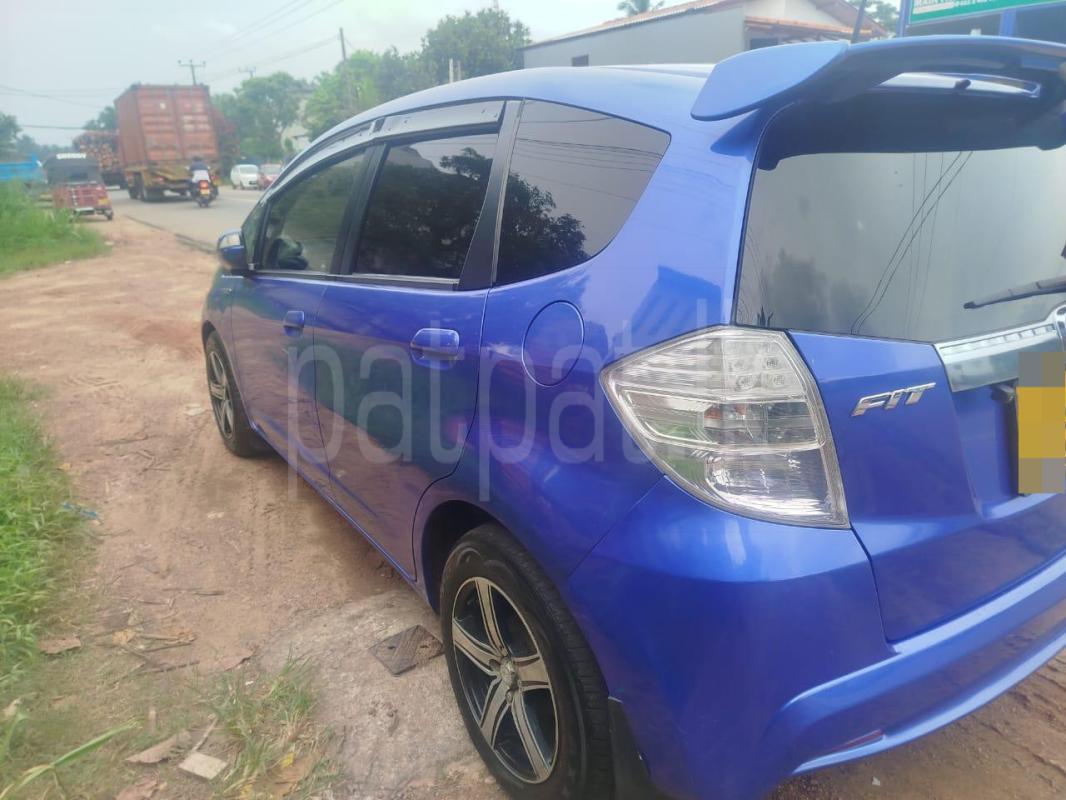 Advertisement image 4