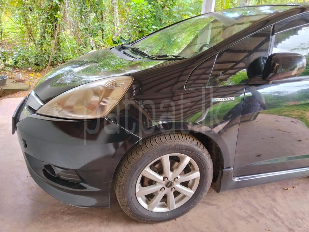 Honda Fit 2012 - பயன்படுத்தப்பட்டது கார் sale in Sri Lanka - patpat.lk