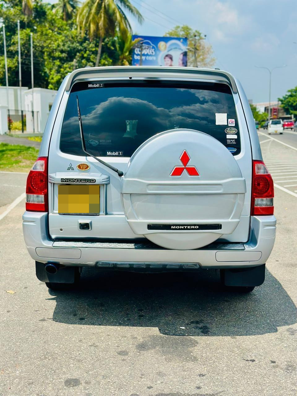 Mitsubishi Montero 2004 - Used SUV sale in Sri Lanka - patpat.lk