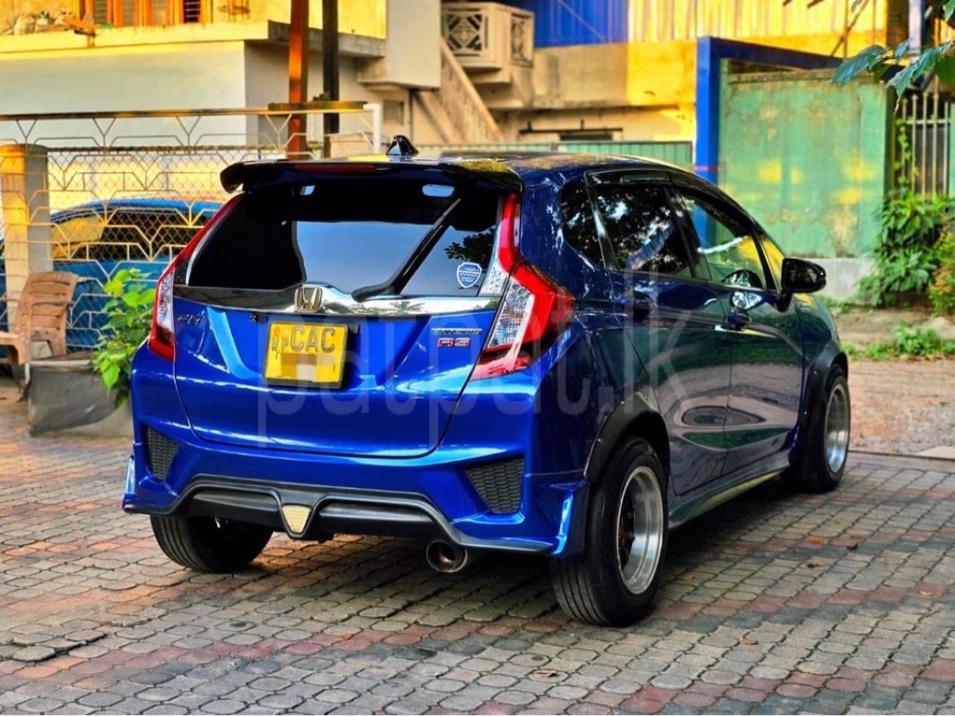 Advertisement image 5