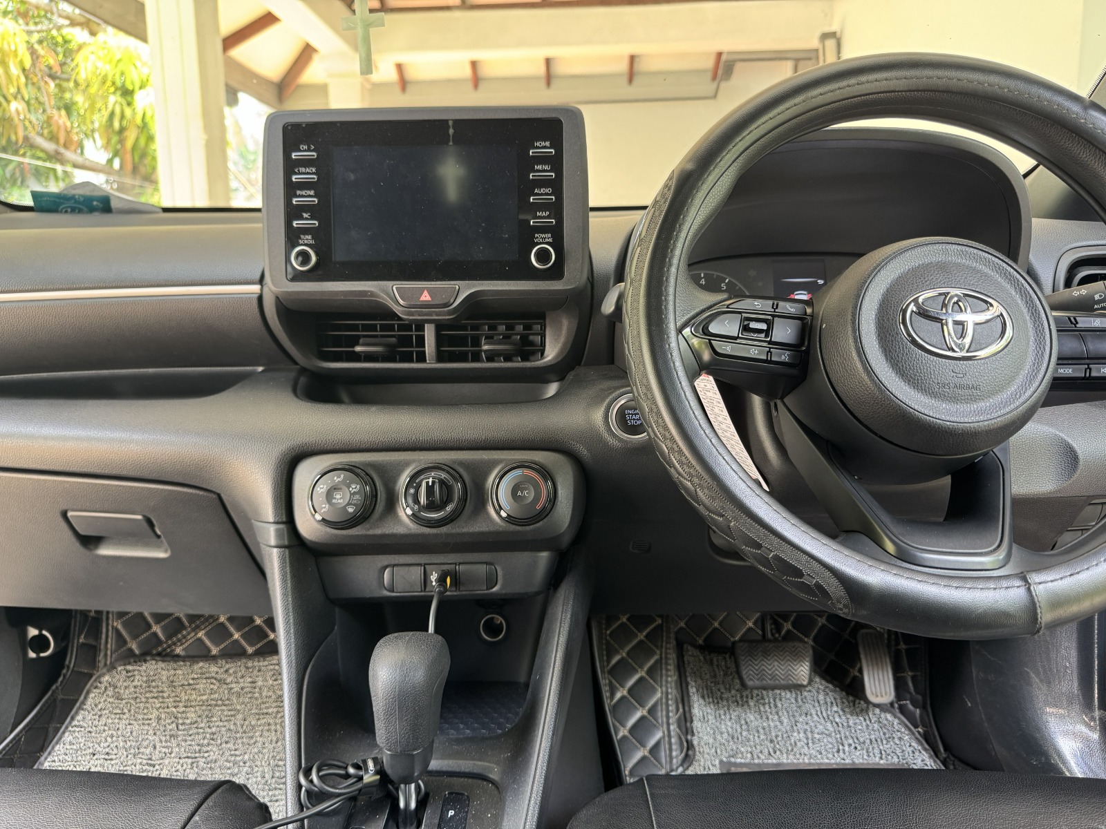Toyota Yaris 2023 - Used Car sale in Sri Lanka - patpat.lk