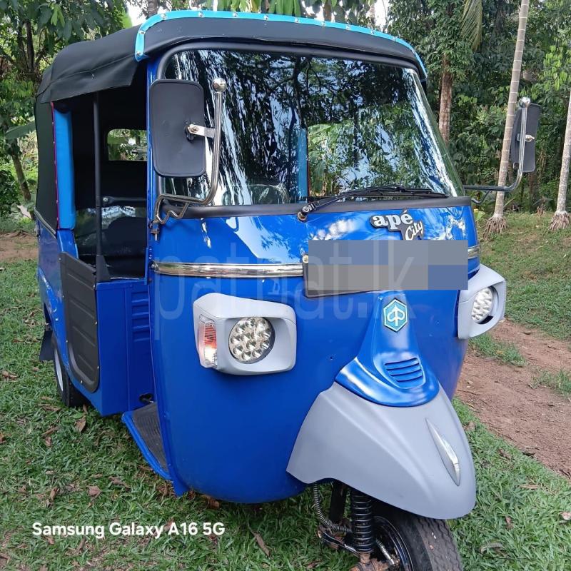 Piaggio Three Wheel 2014 - பயன்படுத்தப்பட்டது முச்சக்கர வண்டி sale in Sri Lanka - patpat.lk