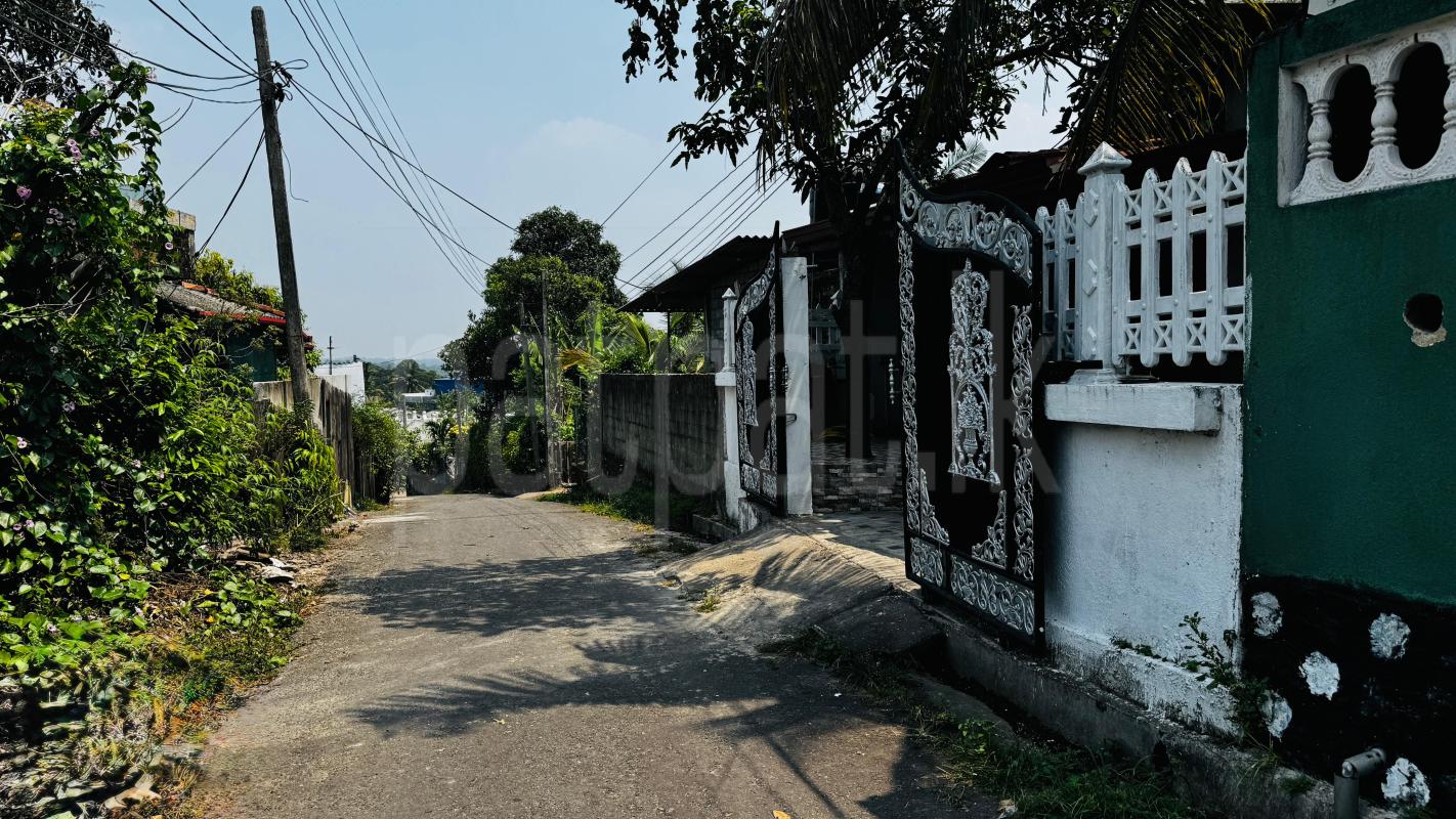 House for Sale in Mahabage