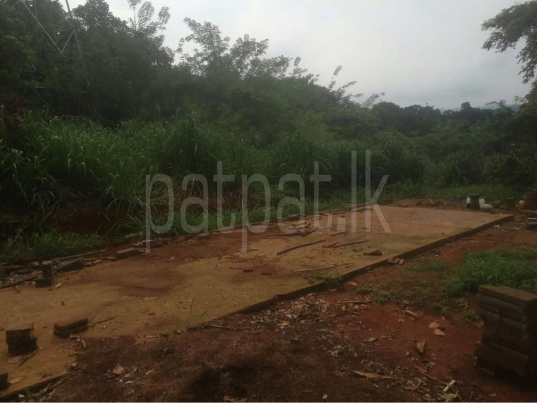 Residential Land for Sale in Gampola