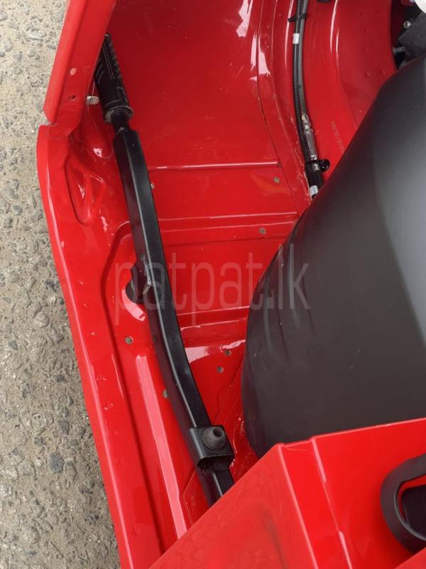 Advertisement image 6