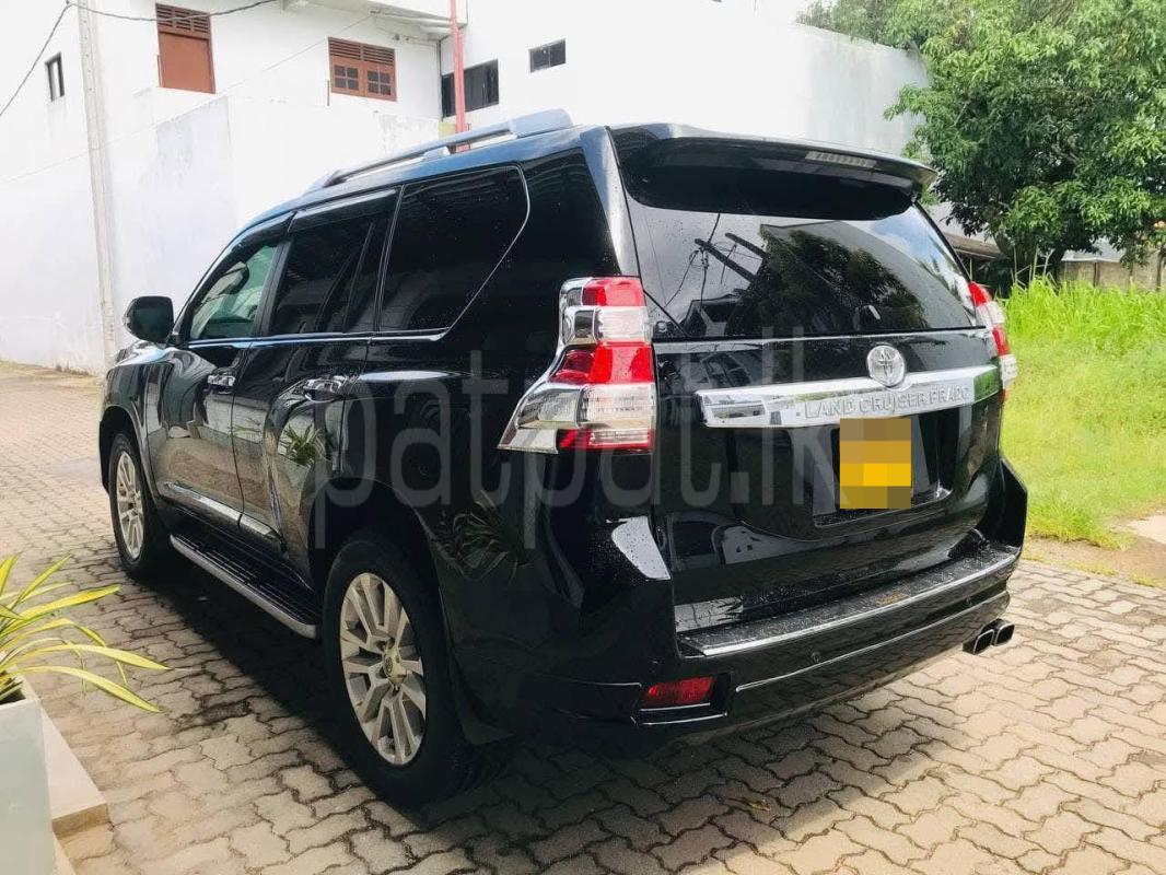 Toyota PRADO 2012 - பயன்படுத்தப்பட்டது SUV sale in Sri Lanka - patpat.lk