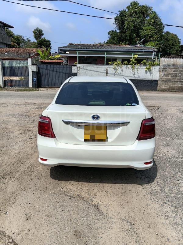 Toyota Axio 2015 - பயன்படுத்தப்பட்டது கார் sale in Sri Lanka - patpat.lk