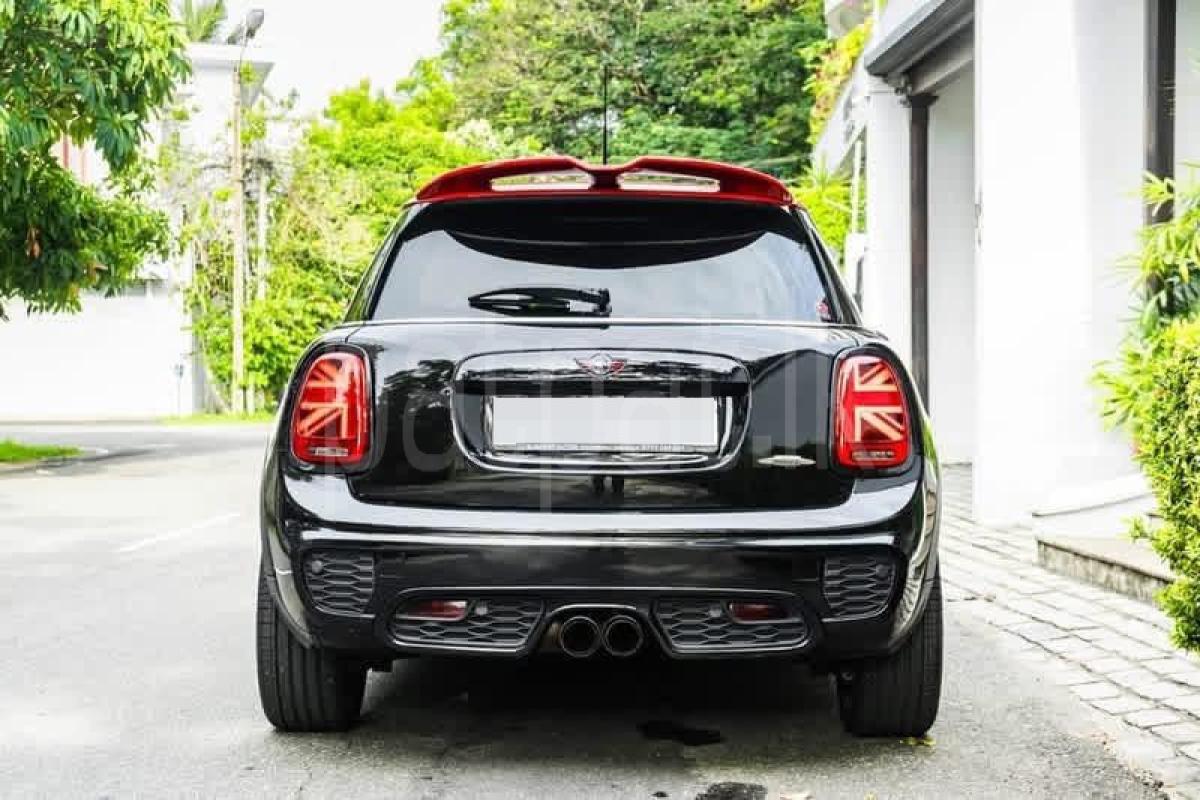 Advertisement image 3