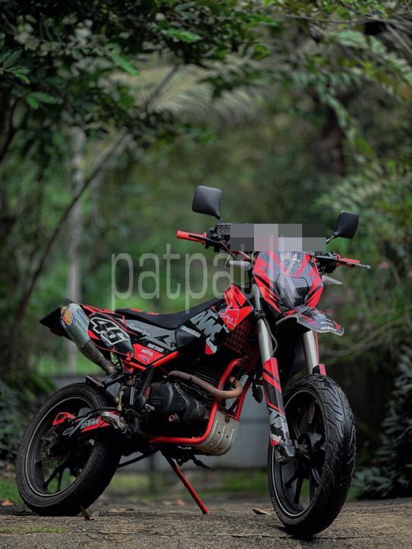 Advertisement image 1