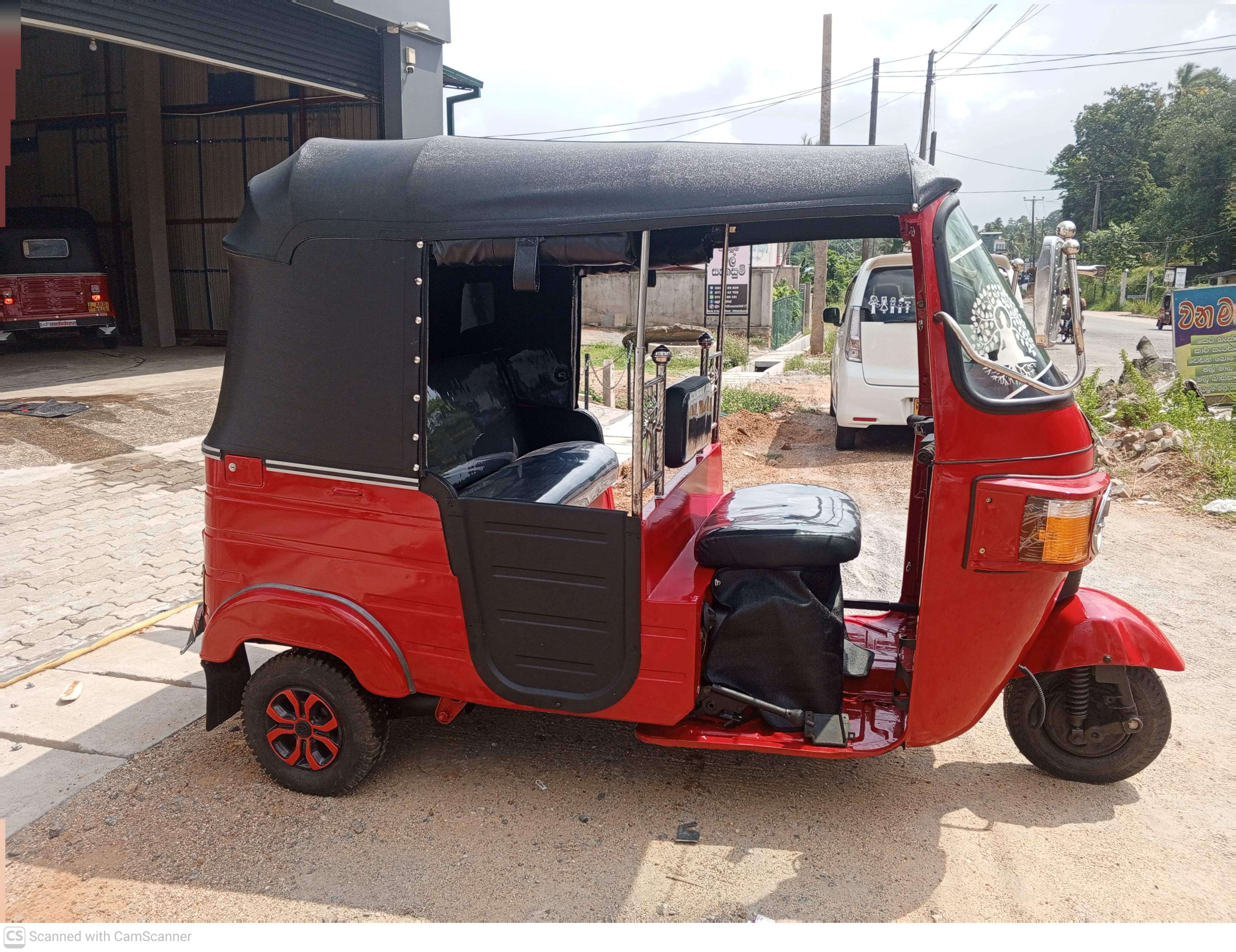 Bajaj Three Wheel 2013 - භාවිතා කරන ලද ත්‍රිරෝද රථය sale in Sri Lanka - patpat.lk