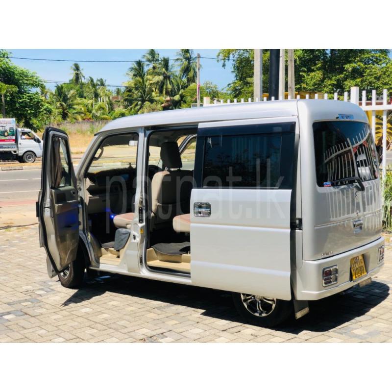 Advertisement image 3