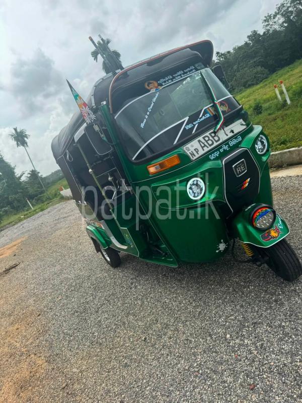 Bajaj 4 stroke 2015 - Used Three wheeler sale in Sri Lanka - patpat.lk