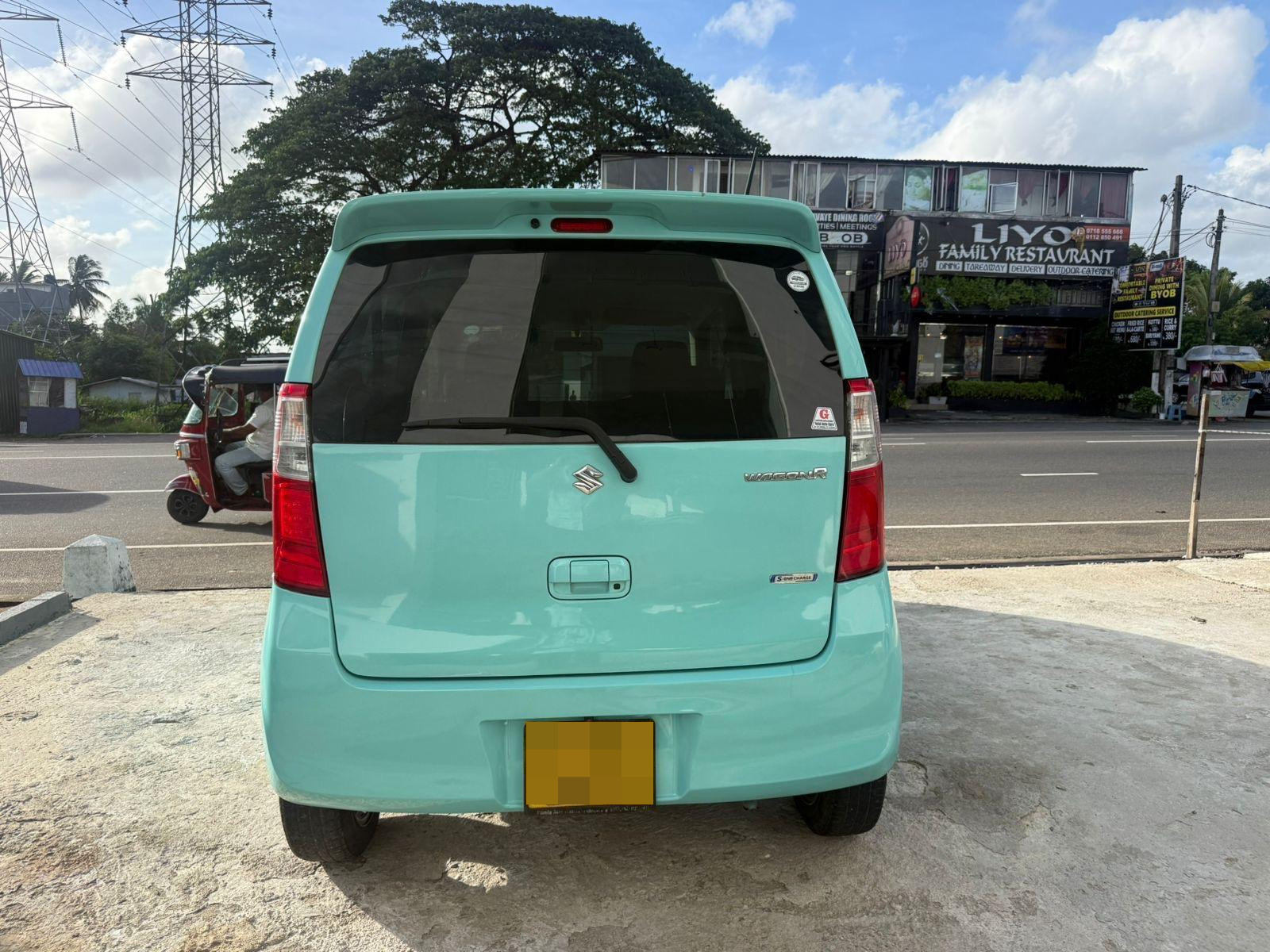 Suzuki Wagon R 2015 - பயன்படுத்தப்பட்டது கார் sale in Sri Lanka - patpat.lk