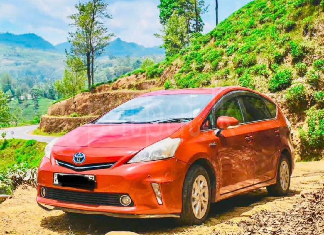 Toyota Prius 2012 - பயன்படுத்தப்பட்டது கார் sale in Sri Lanka - patpat.lk