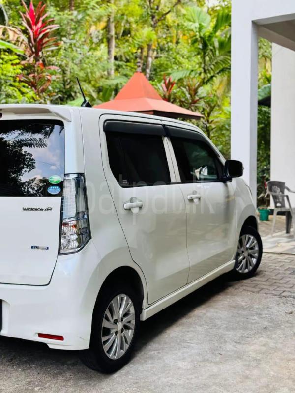 Advertisement image 1