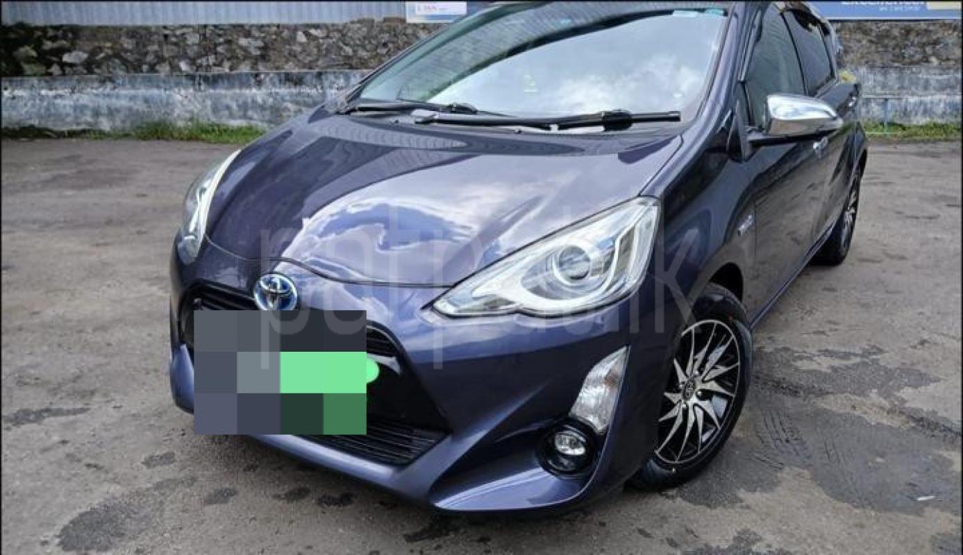 Toyota Aqua 2015 - பயன்படுத்தப்பட்டது கார் sale in Sri Lanka - patpat.lk