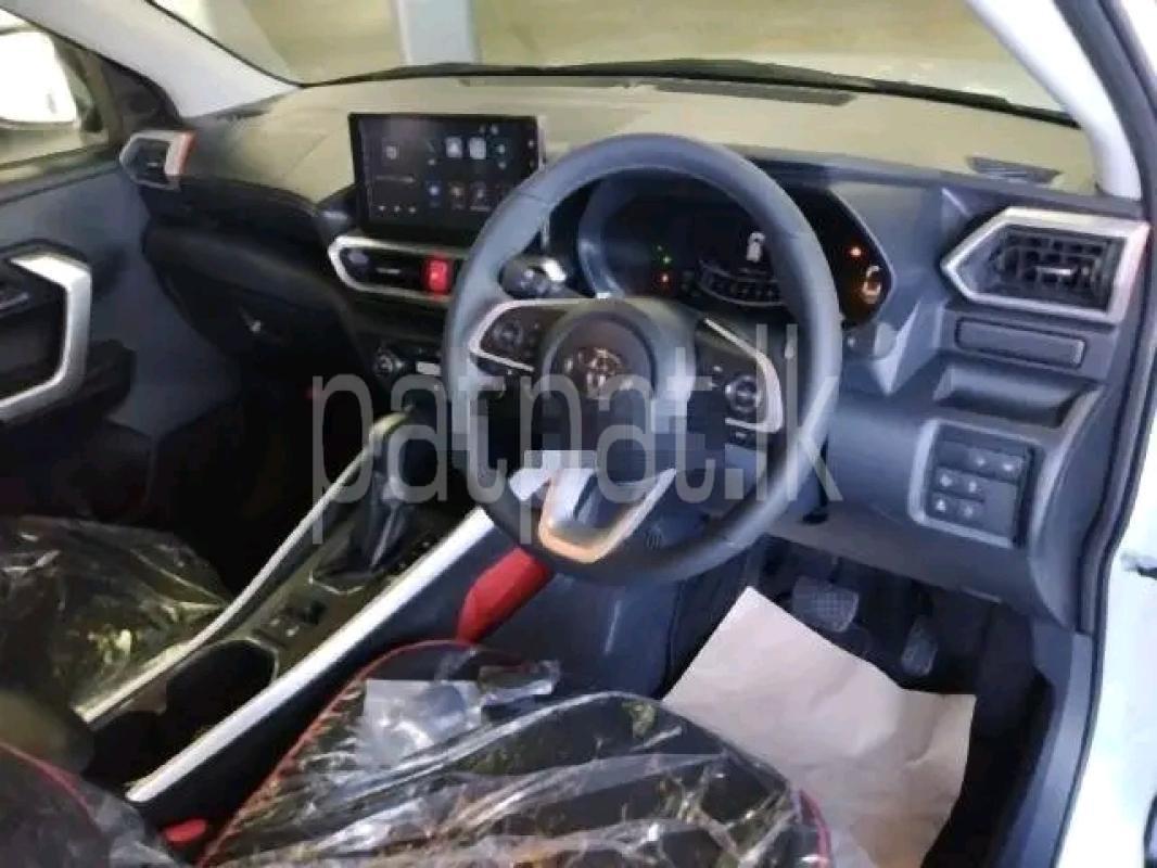 Advertisement image 4