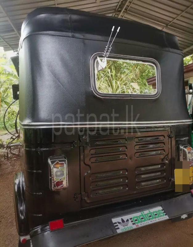 Bajaj 4 stroke 2009 - Used Three wheeler sale in Sri Lanka - patpat.lk