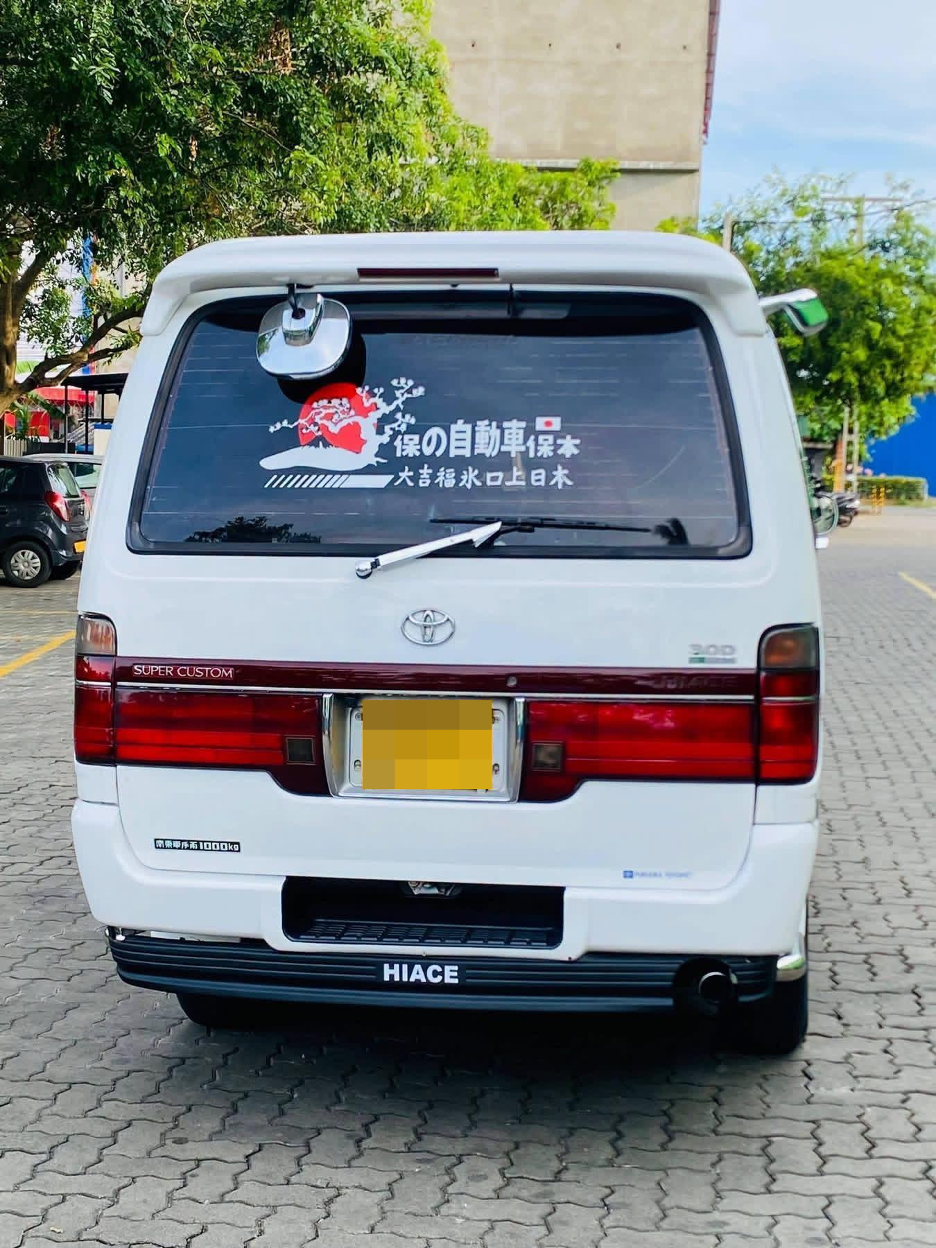 Toyota LH113 1997 - பயன்படுத்தப்பட்டது வேன் sale in Sri Lanka - patpat.lk
