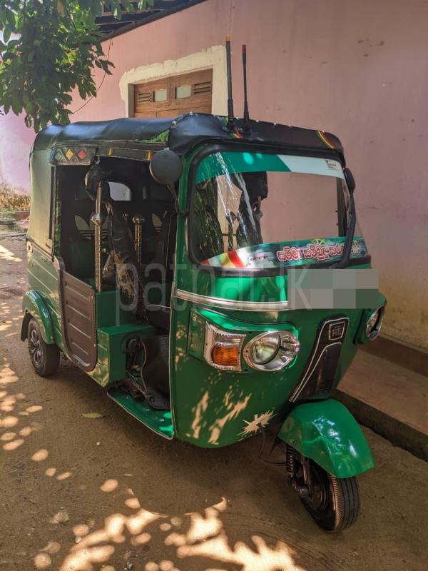 Bajaj 4 stroke 2012 - பயன்படுத்தப்பட்டது முச்சக்கர வண்டி sale in Sri Lanka - patpat.lk