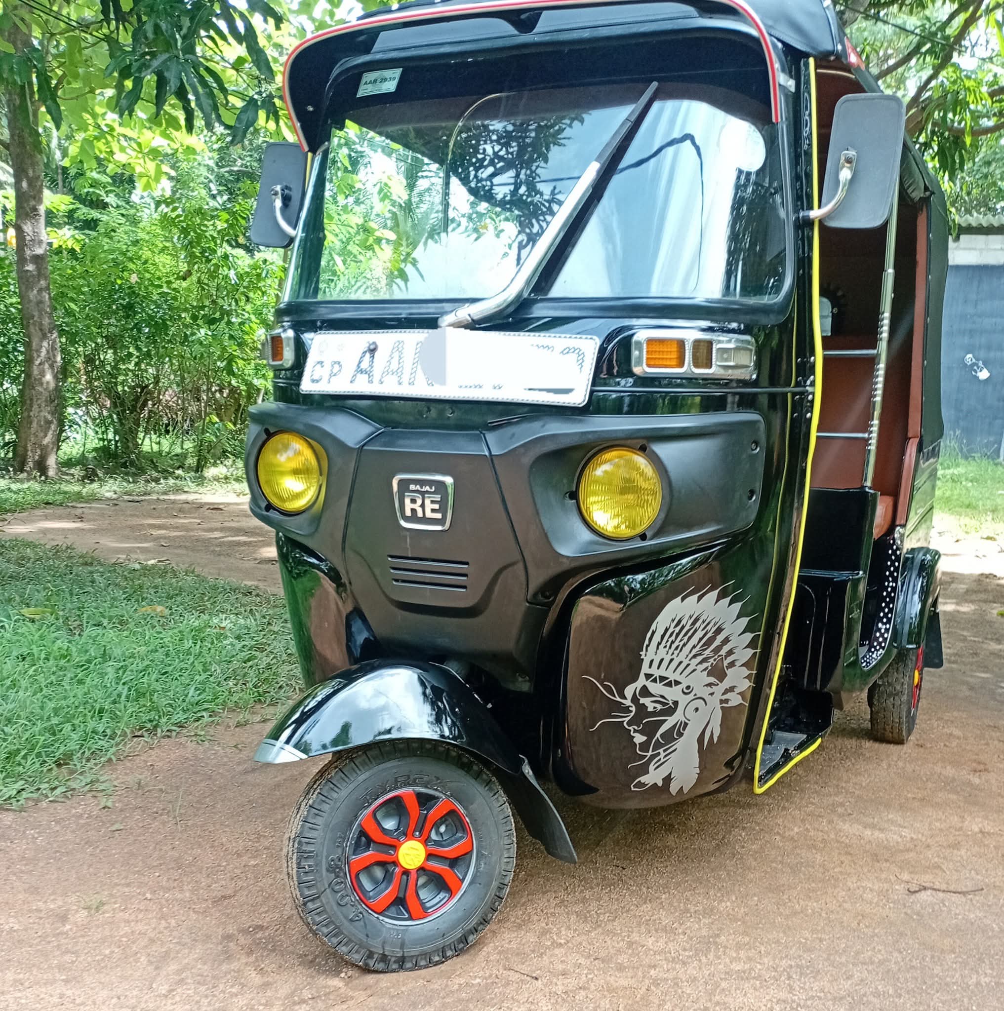 Bajaj 4 stroke 2014 - பயன்படுத்தப்பட்டது முச்சக்கர வண்டி sale in Sri Lanka - patpat.lk
