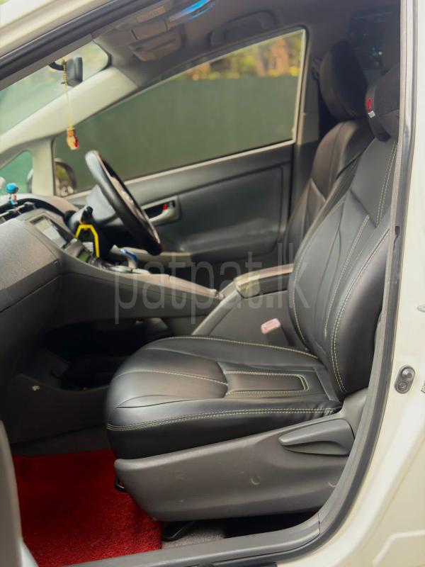 Toyota Prius 2011 - Used Car sale in Sri Lanka - patpat.lk