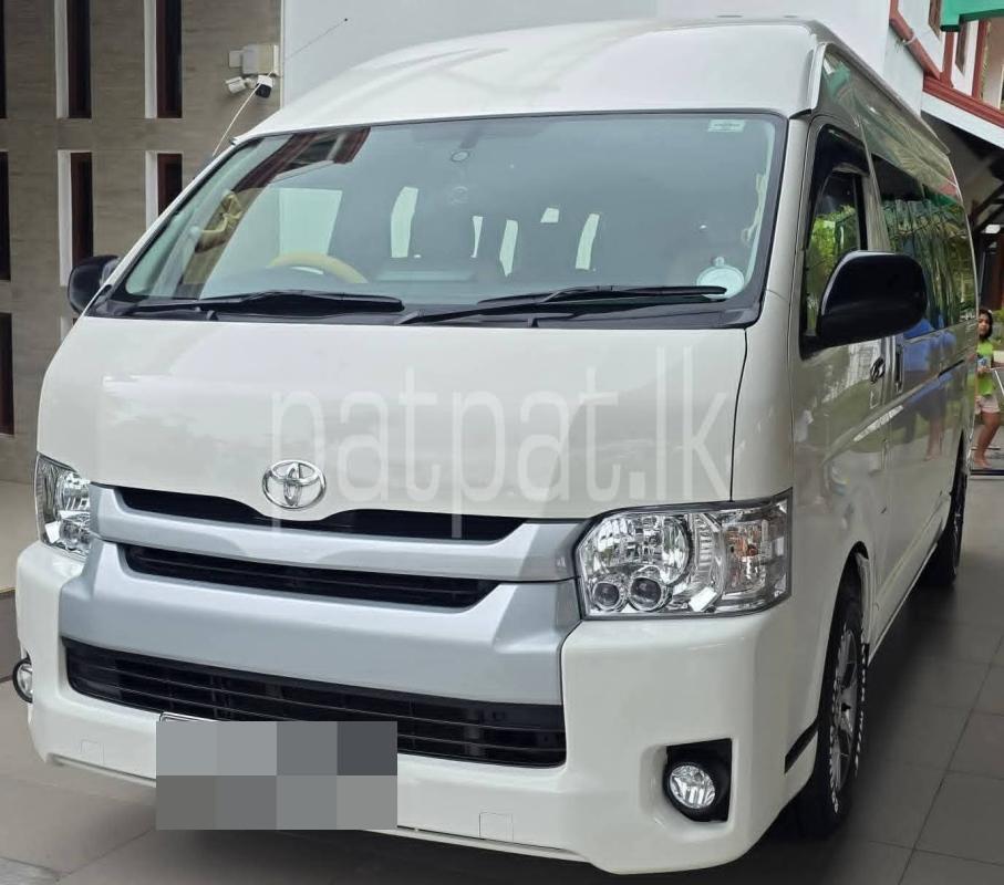 Toyota Hiace 2017 - பயன்படுத்தப்பட்டது வேன் sale in Sri Lanka - patpat.lk