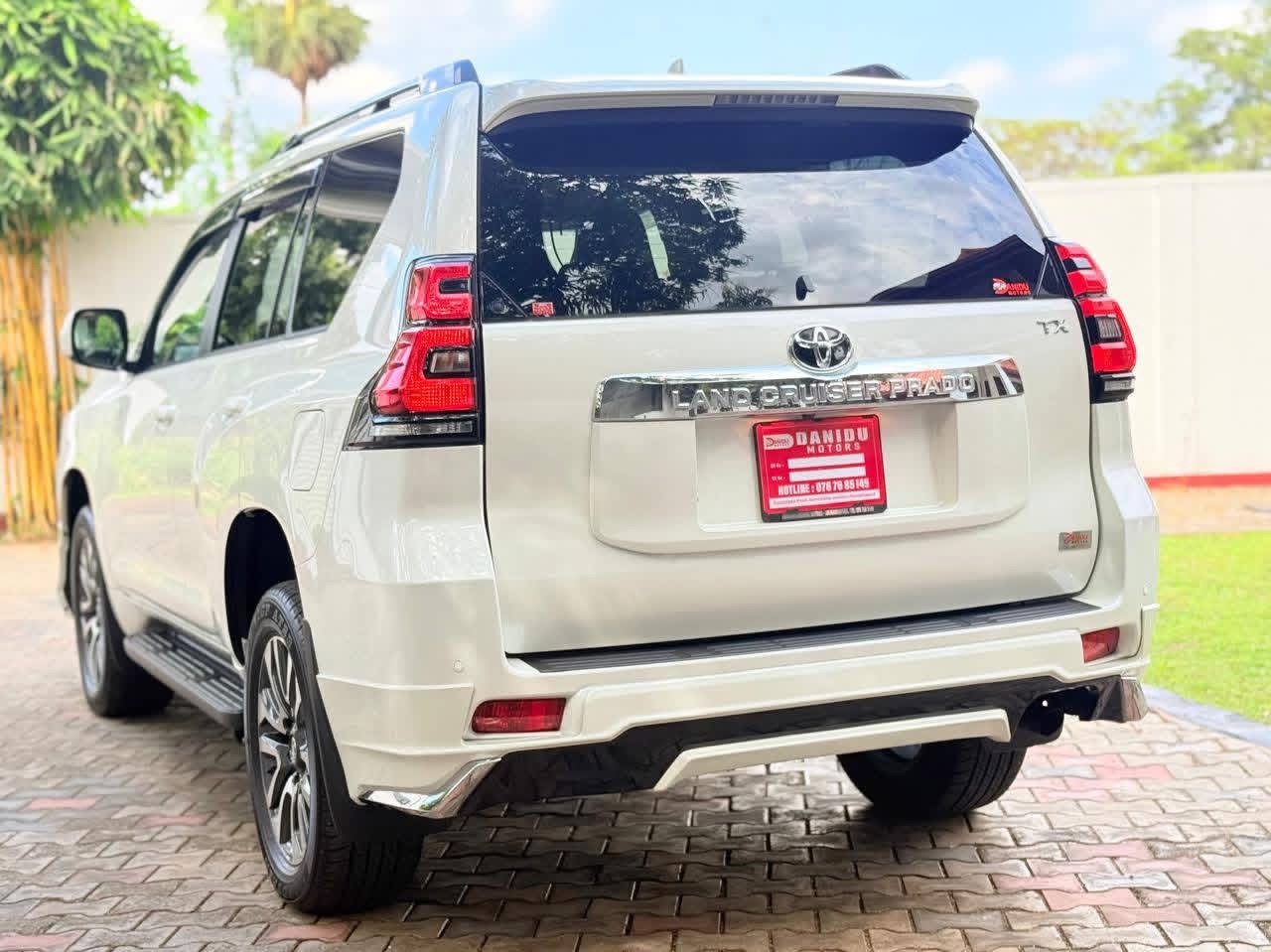 Toyota Land Cruiser Prado 2023 - Brand New SUV sale in Sri Lanka - patpat.lk