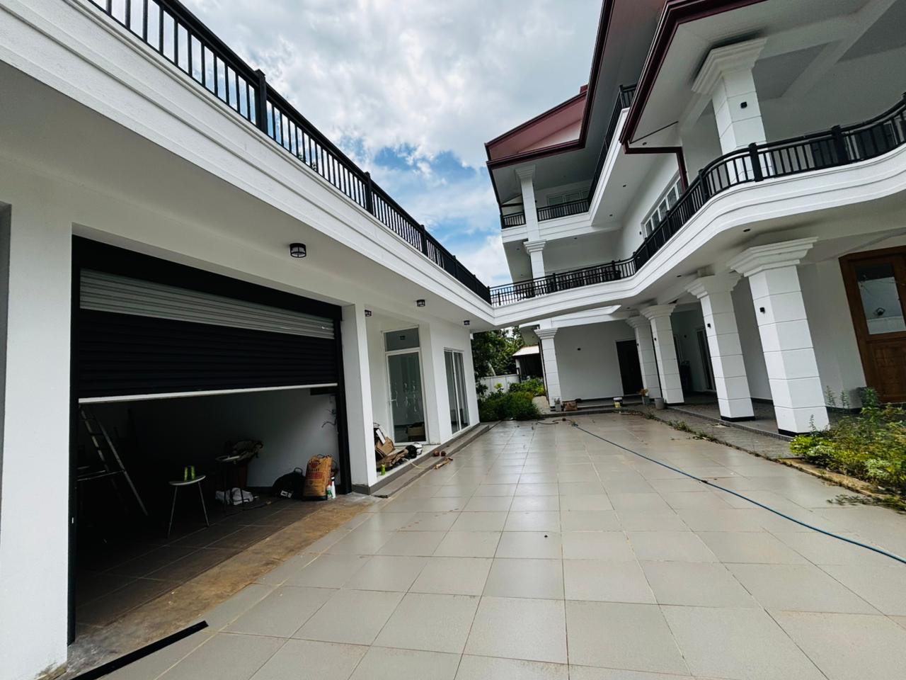 House for Sale in Naula