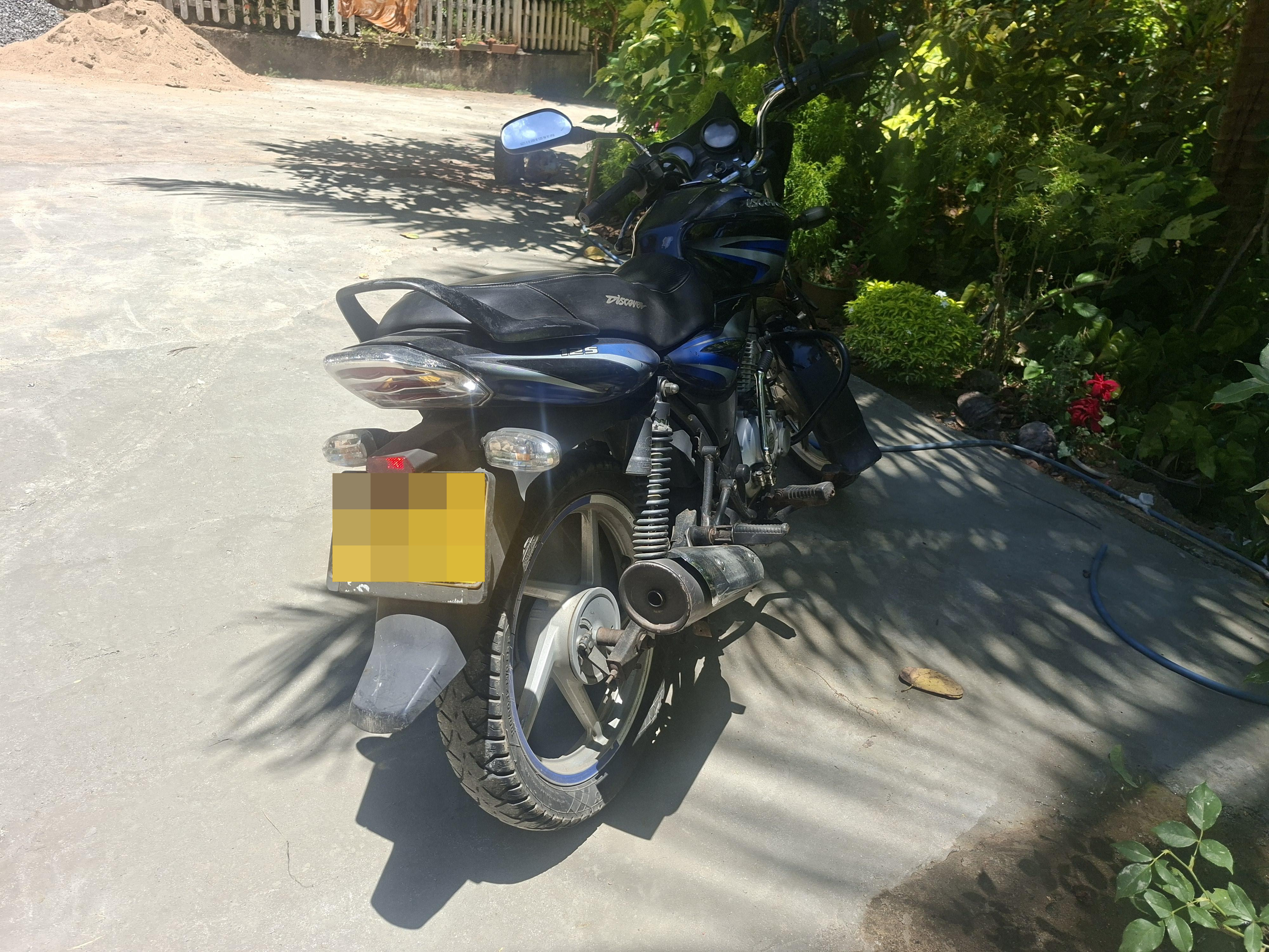 Bajaj Discover 2016 - Used Bike sale in Sri Lanka - patpat.lk