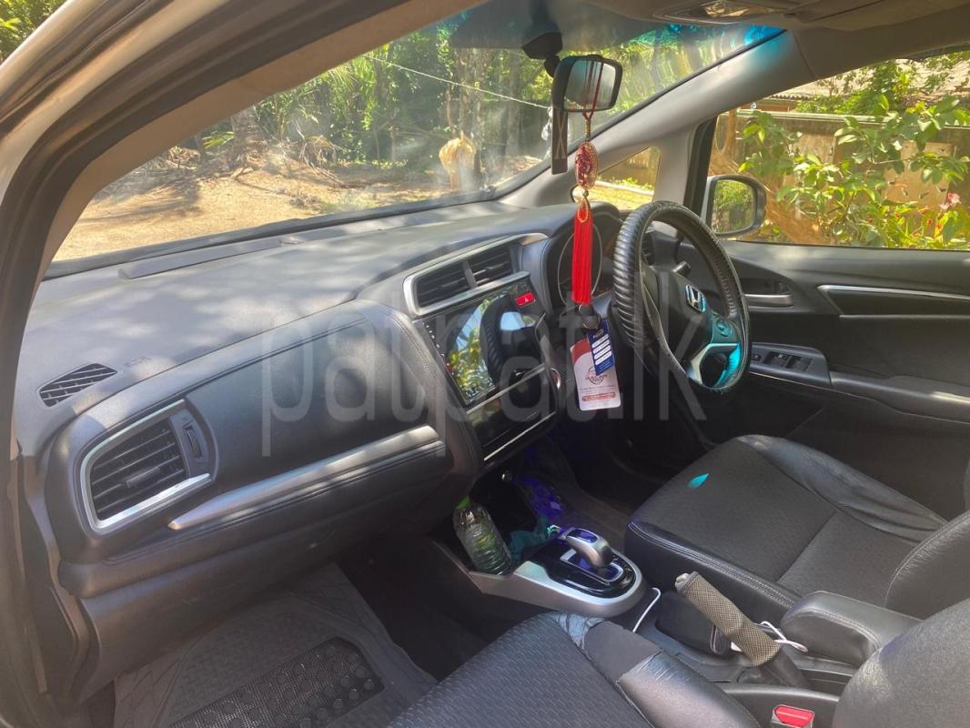 Honda Fit 2014 - பயன்படுத்தப்பட்டது கார் sale in Sri Lanka - patpat.lk