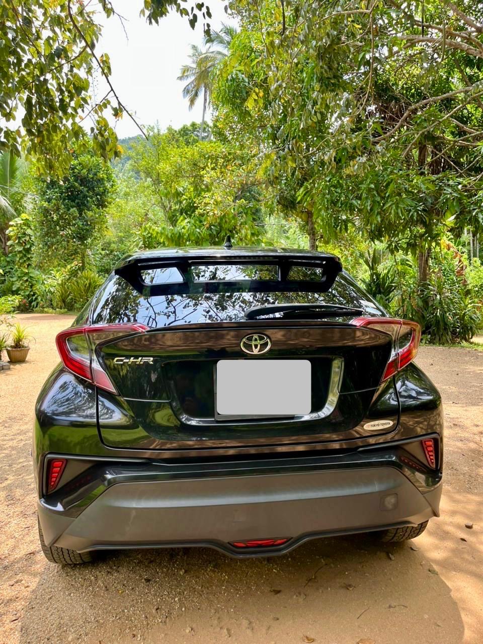 Toyota CHR 2018 - Used SUV sale in Sri Lanka - patpat.lk
