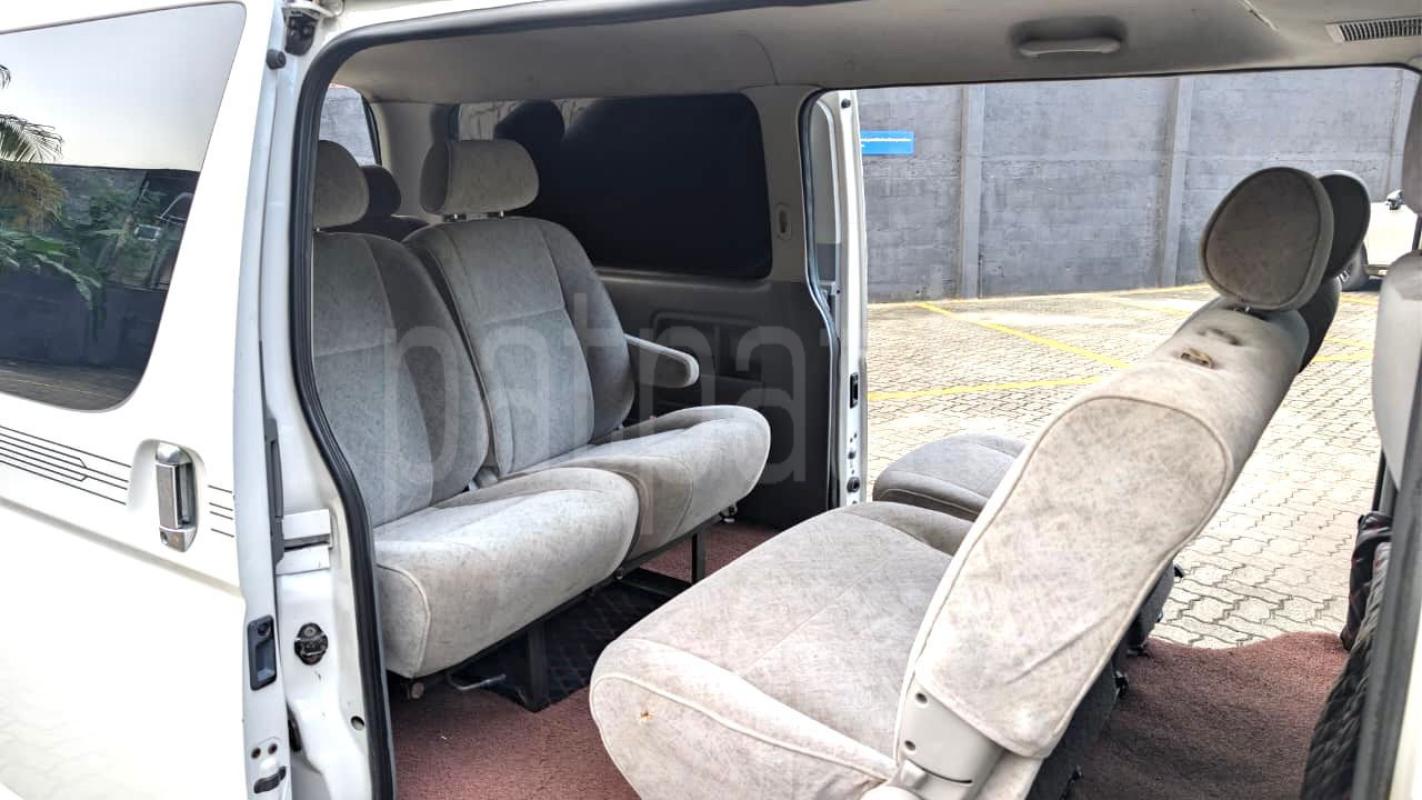 Toyota Hiace 2007 - Used Van sale in Sri Lanka - patpat.lk