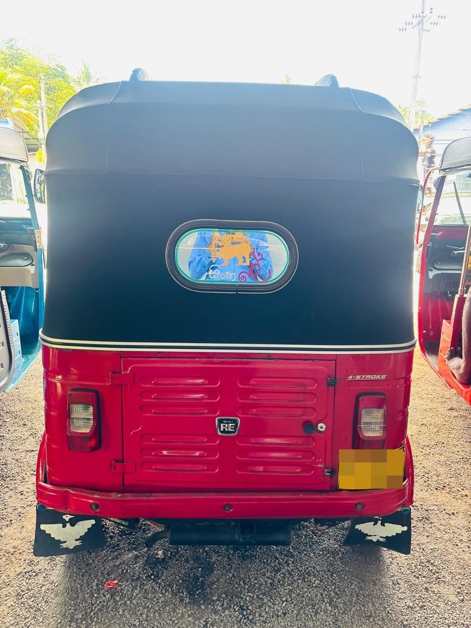 Bajaj Three Wheel 2015 - Used Three wheeler sale in Sri Lanka - patpat.lk