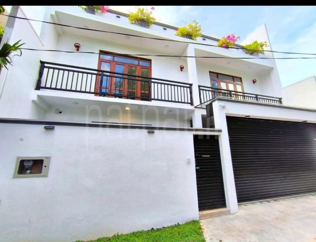 House for Sale in Athurugiriya ads-image-1