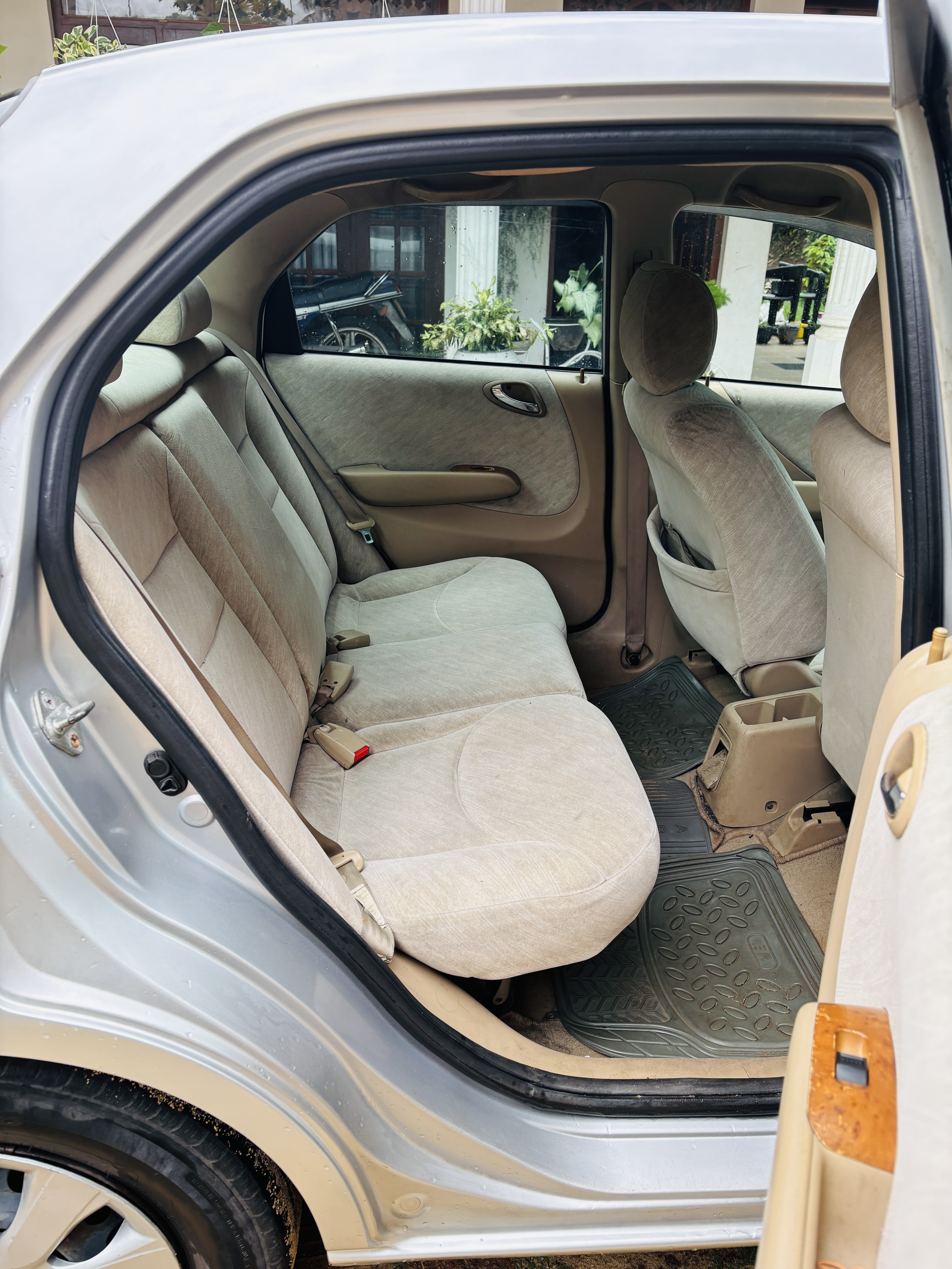 Honda Fit 2003 - பயன்படுத்தப்பட்டது கார் sale in Sri Lanka - patpat.lk