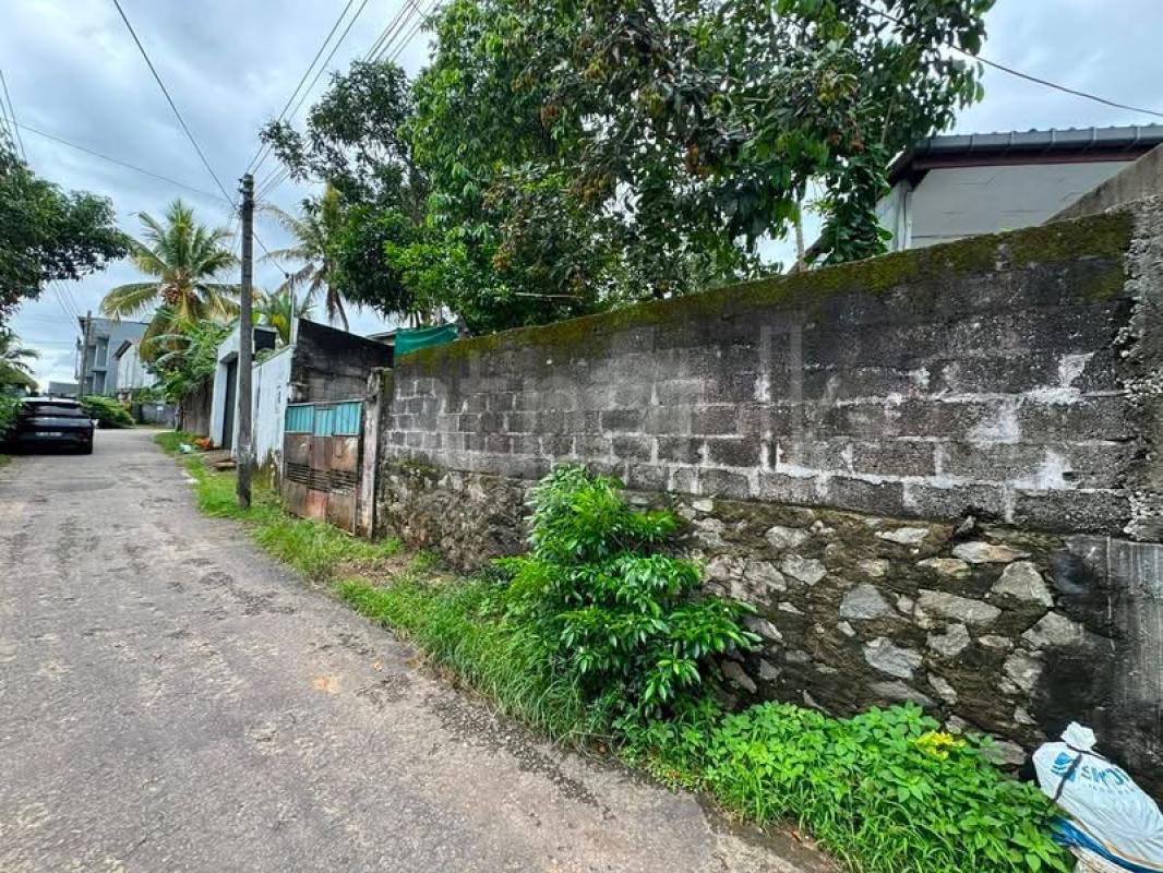 Residential Land for Sale in Malabe