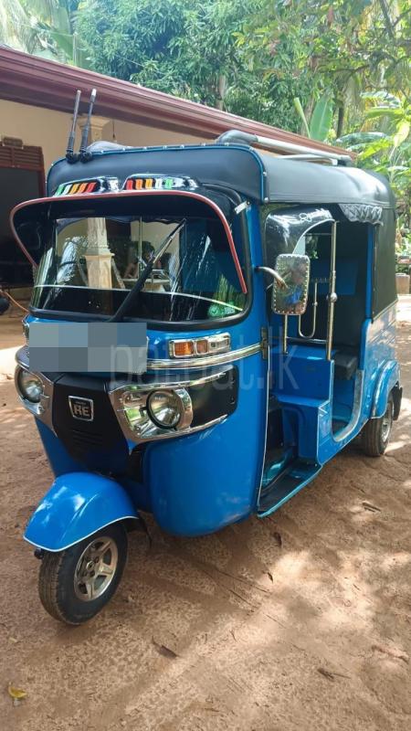 Bajaj Three Wheel 2016 - பயன்படுத்தப்பட்டது முச்சக்கர வண்டி sale in Sri Lanka - patpat.lk
