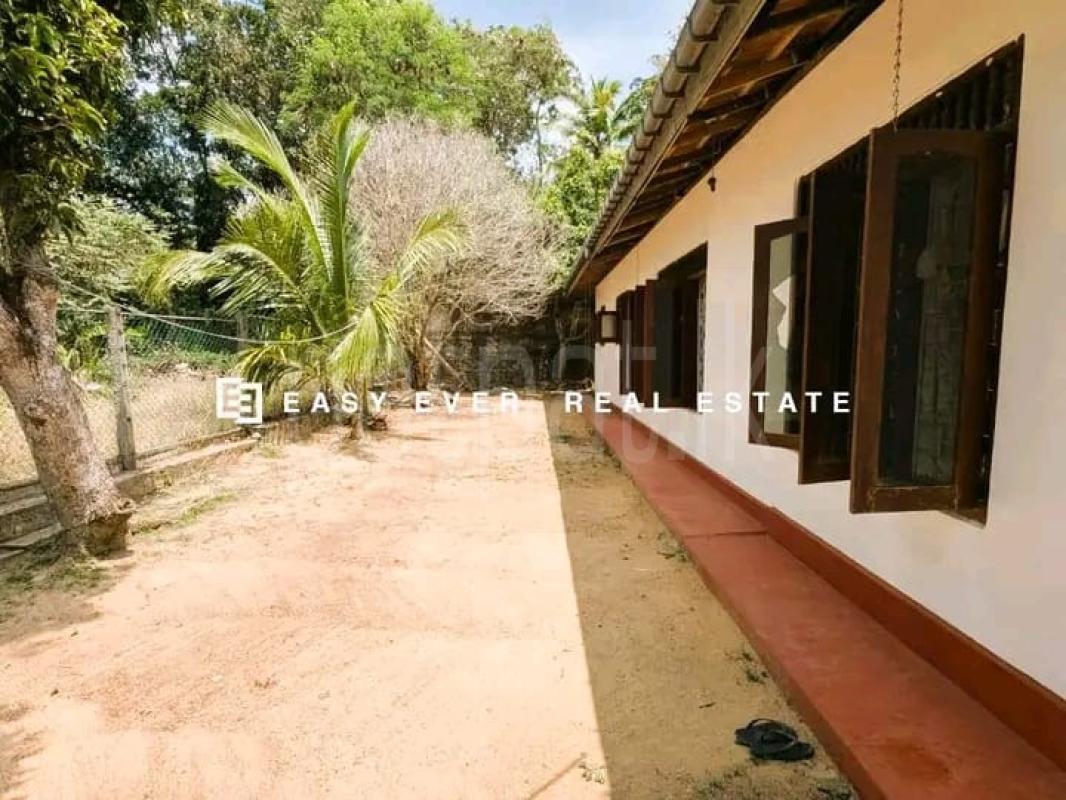 House for Sale in Bollete (WP) ads-image-1