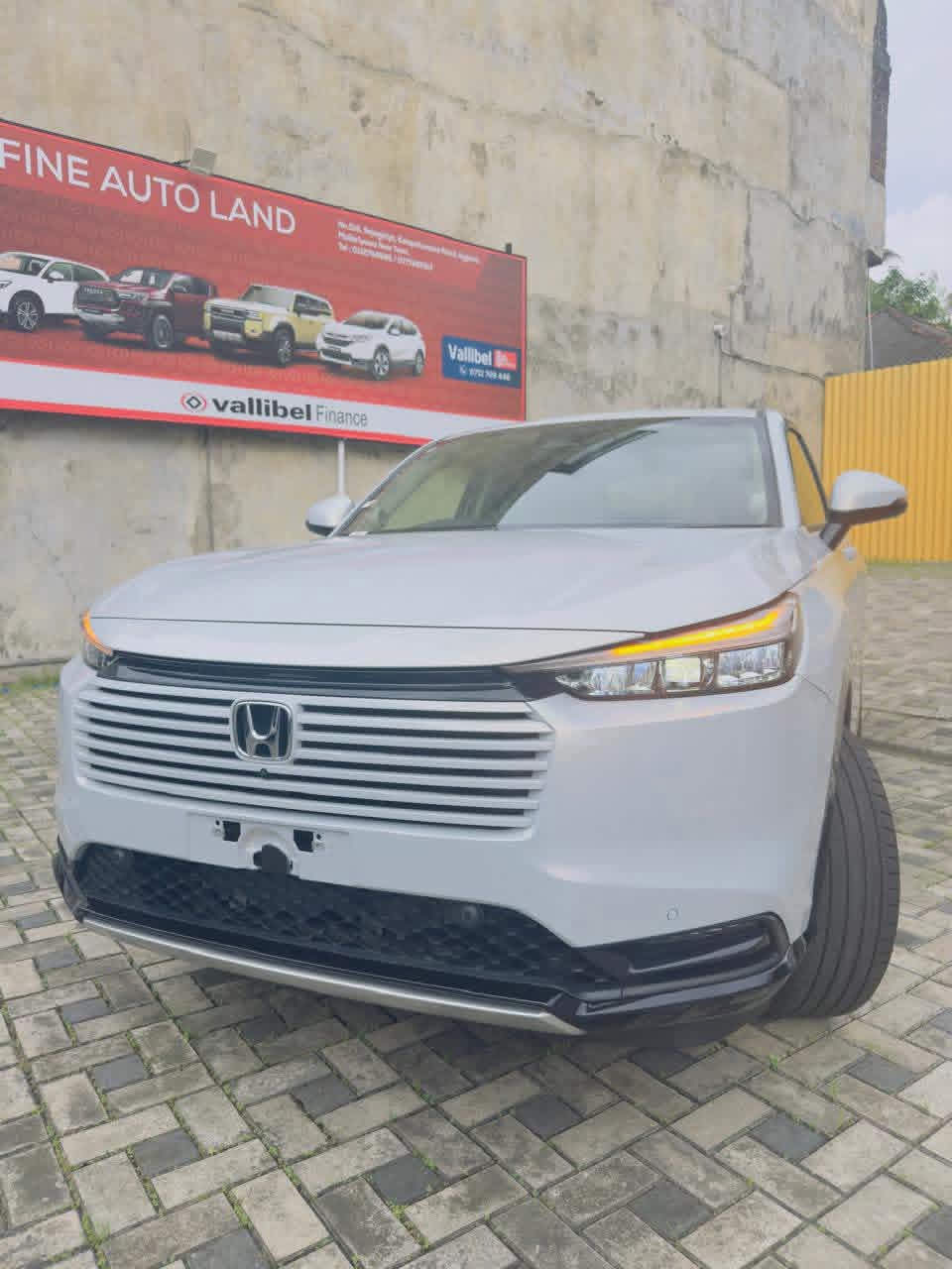 Honda Vezel 2026 - අලුත් SUV රථය sale in Sri Lanka - patpat.lk
