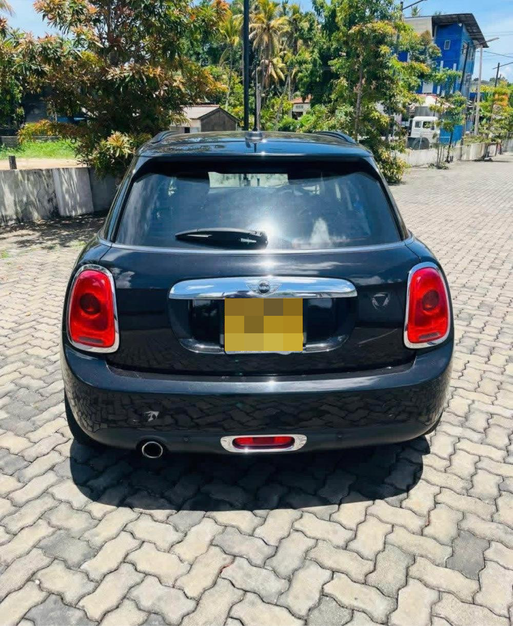 BMW Mini Cooper 2018 - Used Car sale in Sri Lanka - patpat.lk