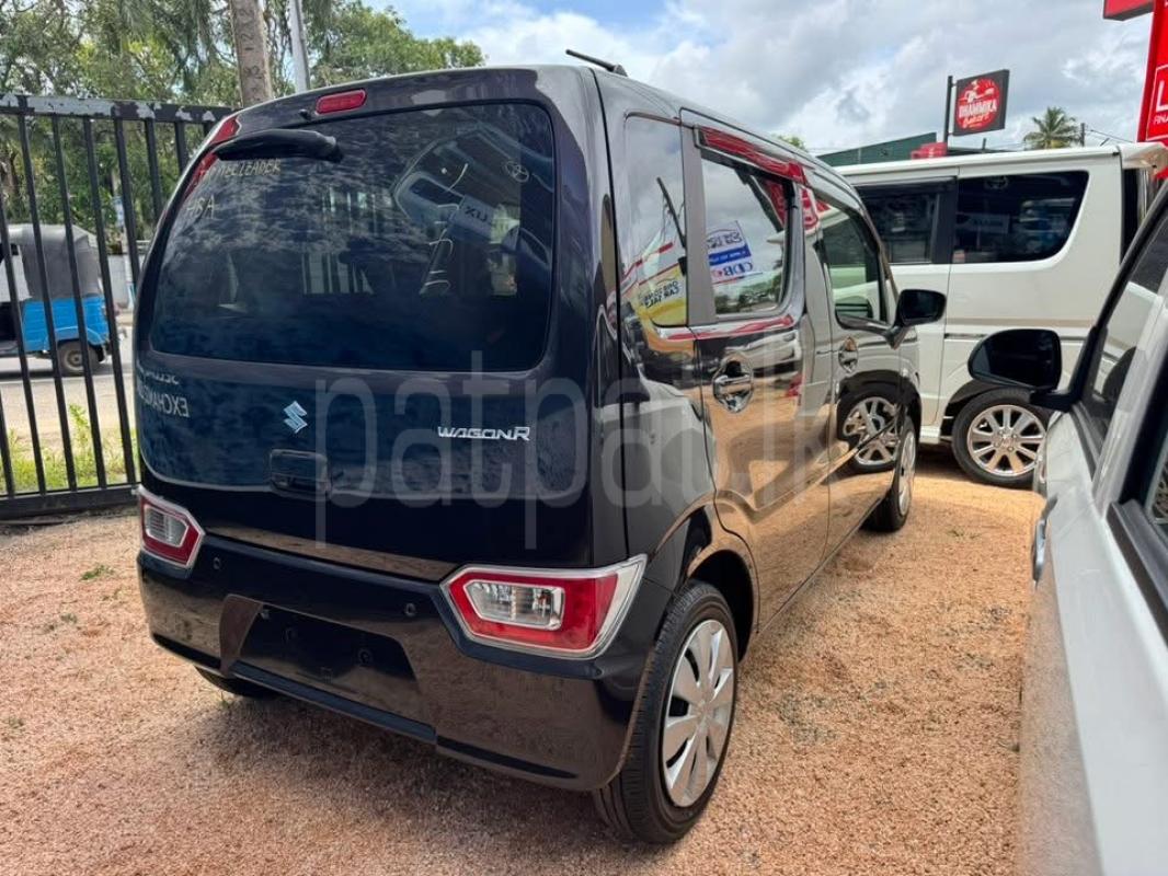 Advertisement image 6