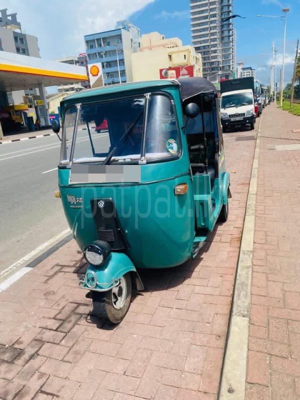 Bajaj 2 stroke 2000 - Used Three wheeler sale in Sri Lanka - patpat.lk