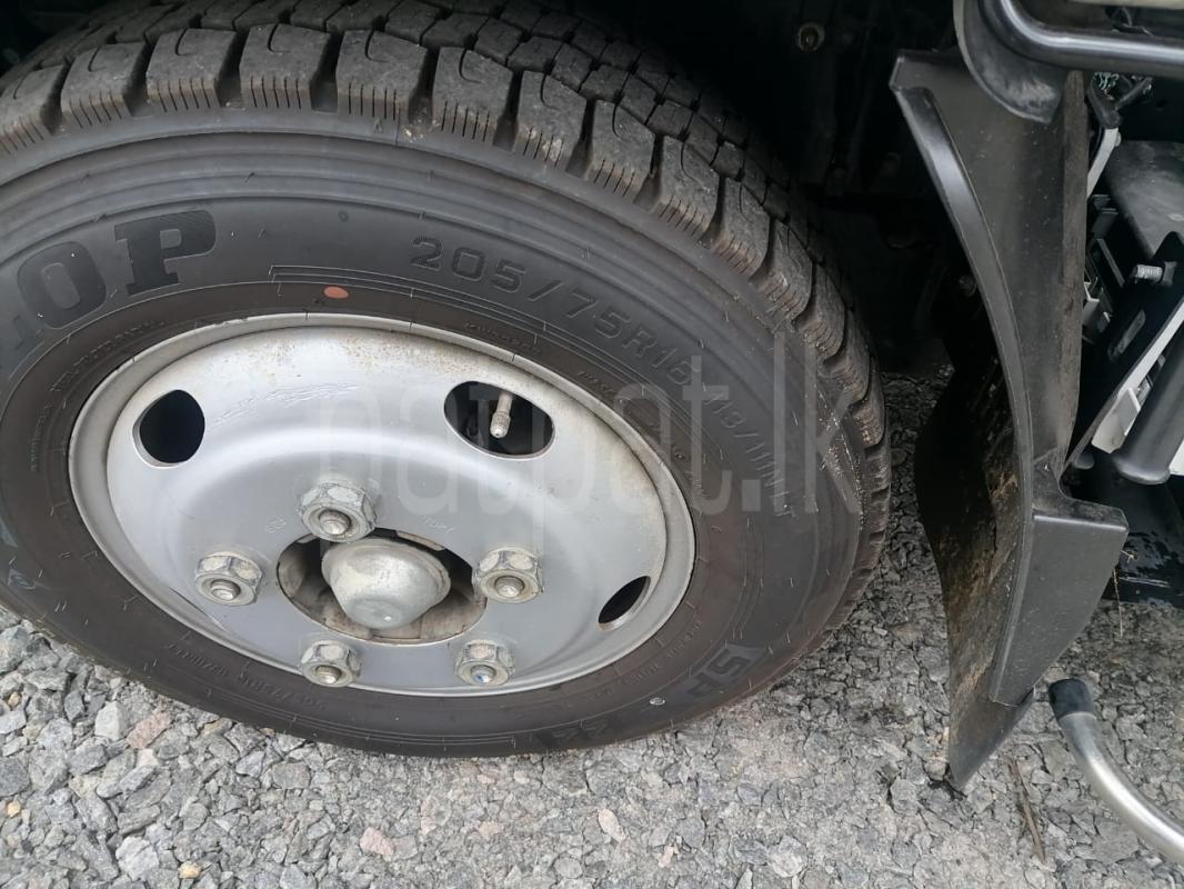 Advertisement image 3