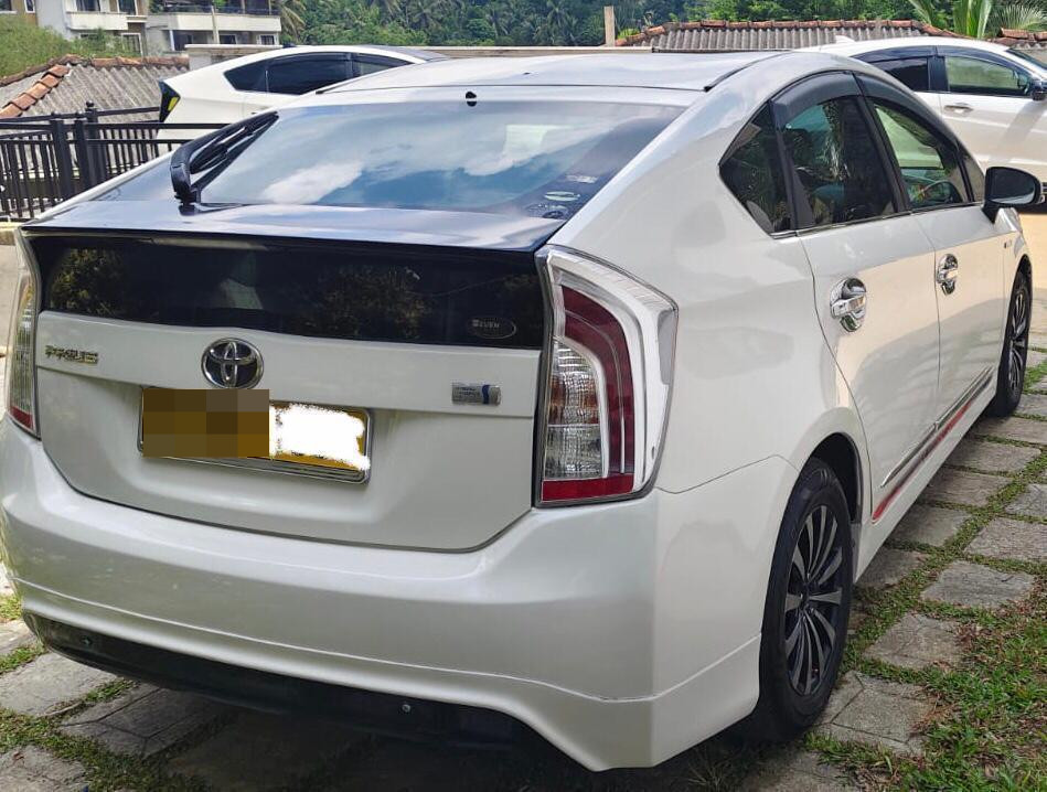 Toyota Prius 2014 - Used Car sale in Sri Lanka - patpat.lk