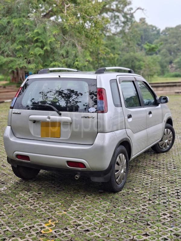 Advertisement image 4