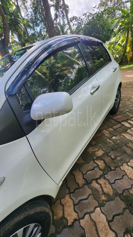 Toyota Vitz 2007 - பயன்படுத்தப்பட்டது கார் sale in Sri Lanka - patpat.lk
