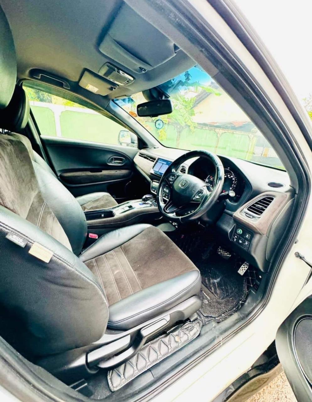 Honda Vezel 2017 - Used SUV sale in Sri Lanka - patpat.lk